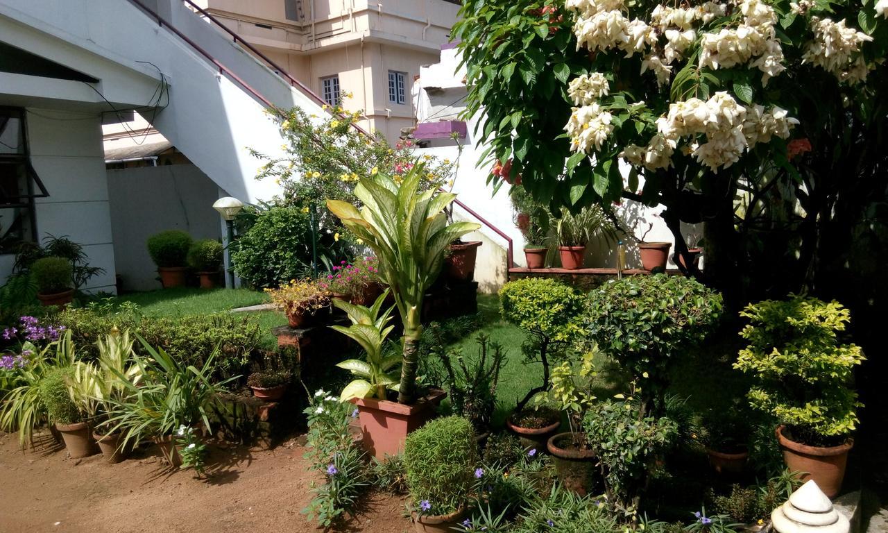 Vintage Inn Kochi Екстер'єр фото
