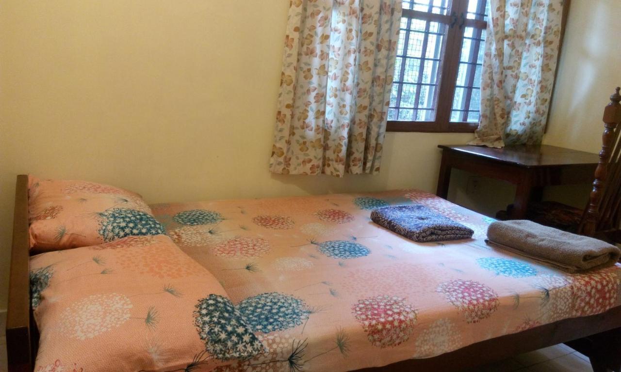 Vintage Inn Kochi Екстер'єр фото